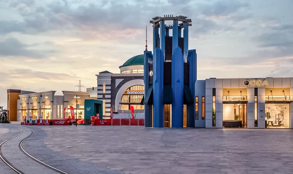 Open Air Mall entrance